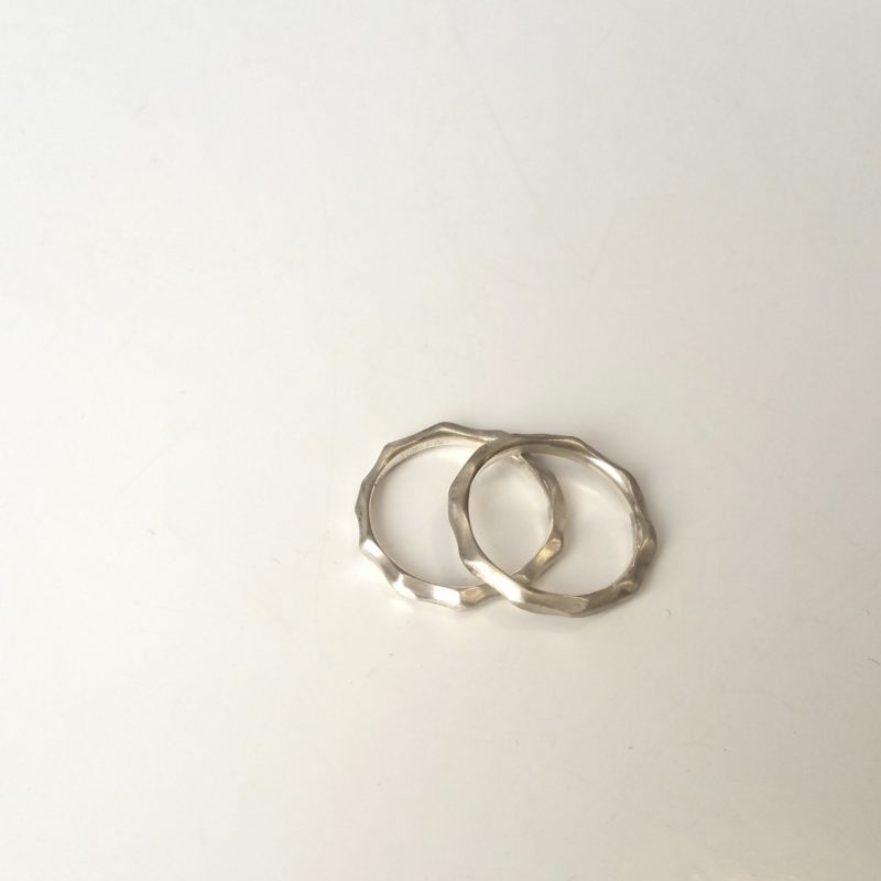 Zarter Facettenring Sterlingsilber