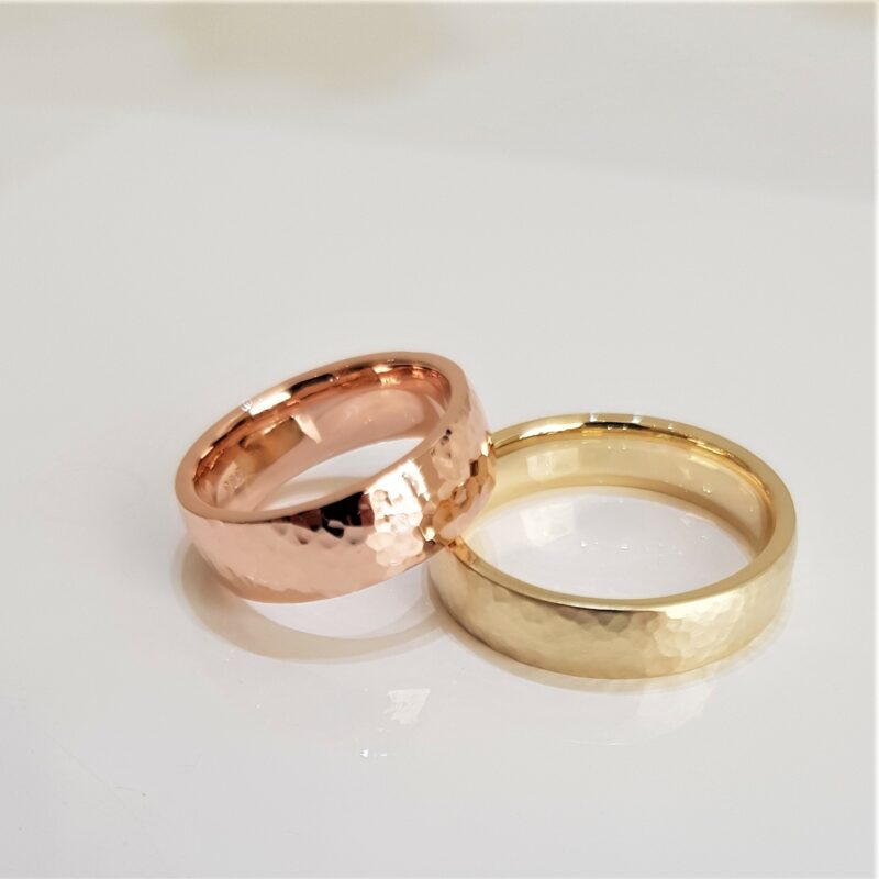 Gehämmerte Eheringe 14Kt Rosègold und Gelbgold