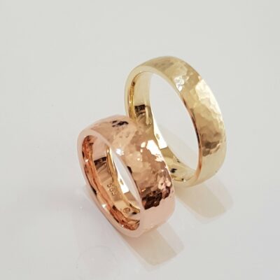 Gehämmerte Eheringe 14Kt Rosègold und Gelbgold