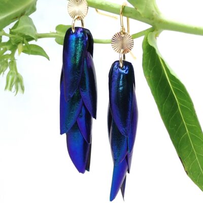 Juwelkäfer Ohrringe Blau-Lila, Ohrhaken und Ornamente aus Sterlingsilber