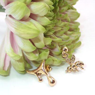 Ohrstecker aus Sterlingsilber und vergoldet, Honig ca. 15x15mm, Biene ca. 2cm lang